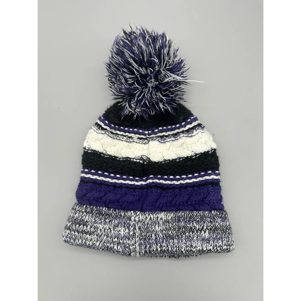 Minnesota Skoal Pom Pom Knit Winter Game time  Hat.